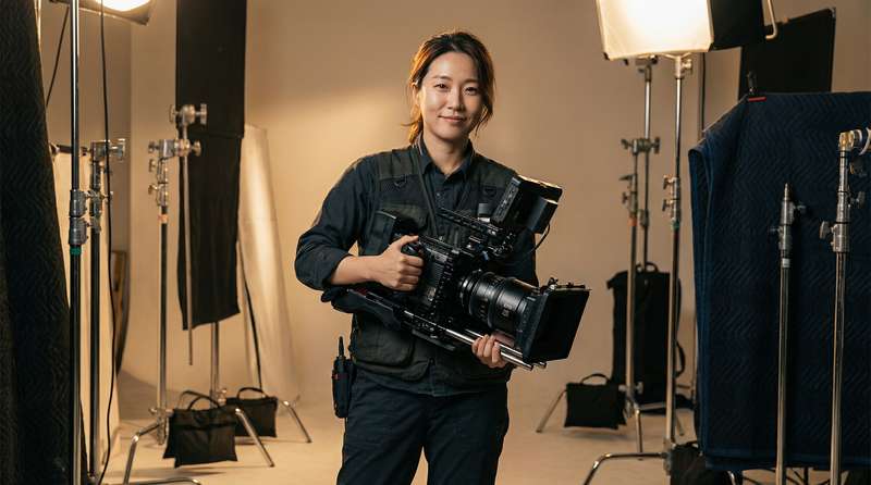 黄色仓库摄影师专家